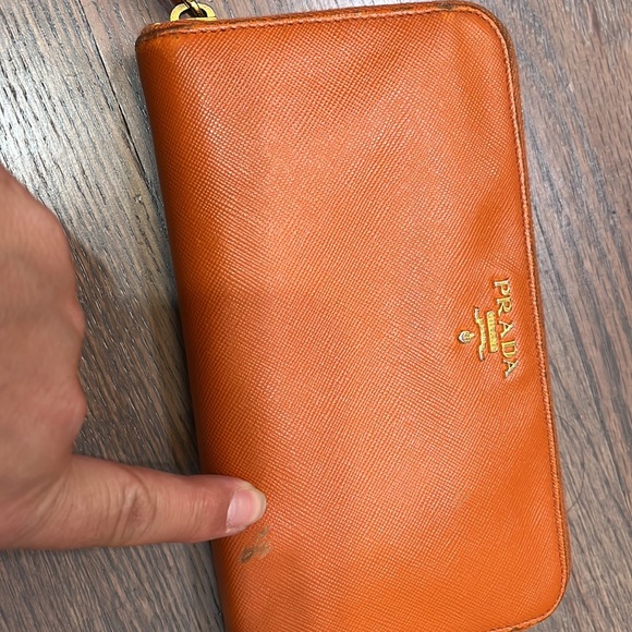 Prada Orange Soffiano leather wallet - Picture 3 of 8